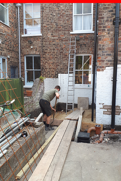 L E Pickles and Son Builders and Roofers York